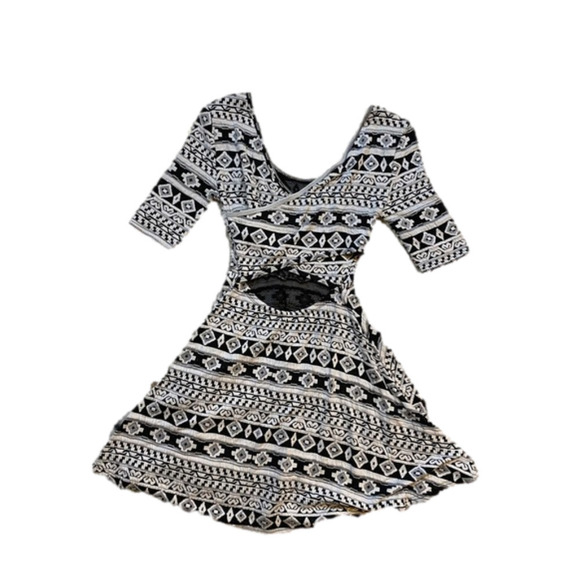 𝅺ALTAR’D State Women’s A Line Dress Black and White Size Small - Picture 2 of 8